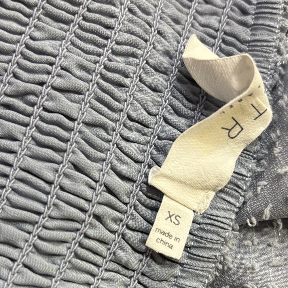 ASTR The Label Athens Ruched‎ Puff Sleeve Shimmer Midi Dress - Picture 12 of 13